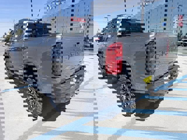 Used 2021 Chevrolet Colorado ZR2 image 6
