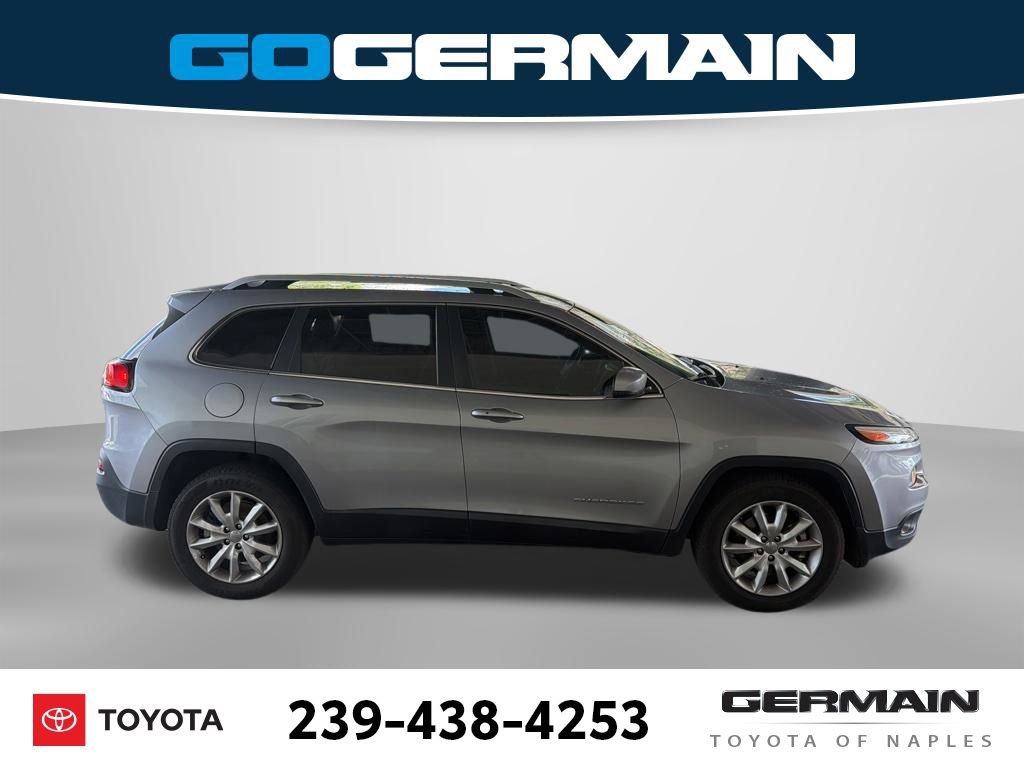 Used 2016 Jeep Cherokee Limited AWD/4WD image 3