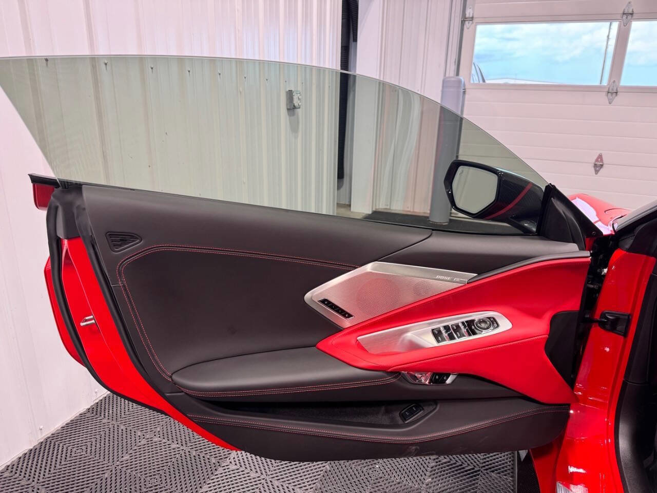 Used 2024 Chevrolet Corvette Stingray Premium Conv w/ Z51 Performance Package image 17
