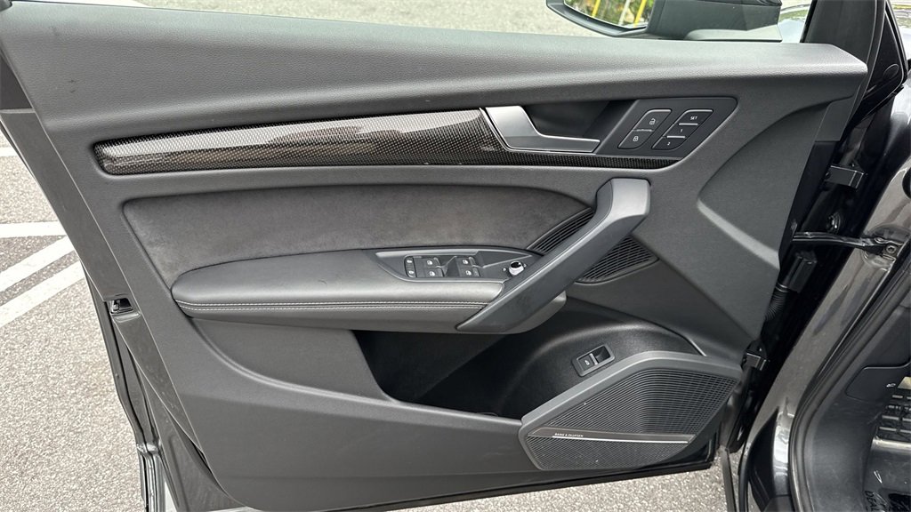 Used 2023 Audi SQ5 Premium Plus w/ Premium Plus Package image 40