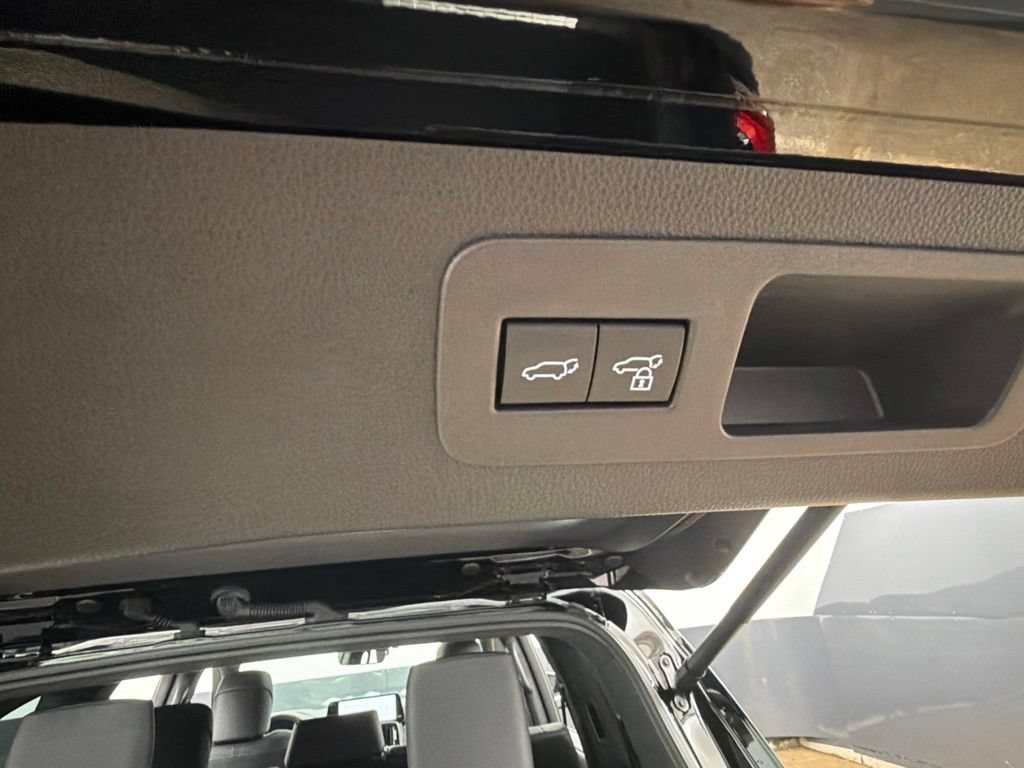 Used 2024 Lexus LX 600 F Sport AWD/4WD image 43