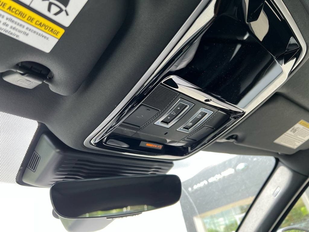 New 2026 Land Rover Range Rover Velar Belgravia AWD/4WD image 19