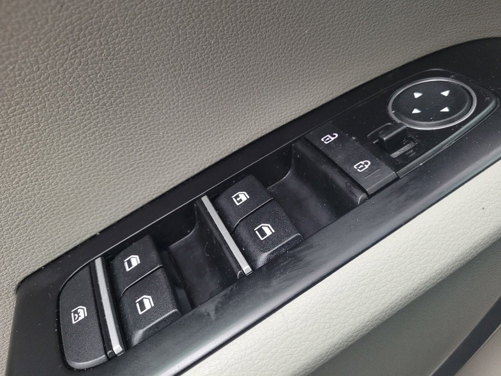 Used 2022 Kia Soul LX image 27