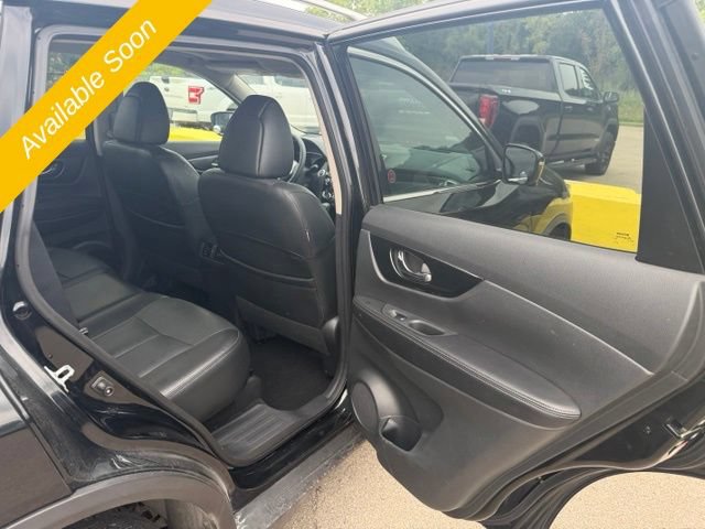 Used 2016 Nissan Rogue SL AWD/4WD image 11