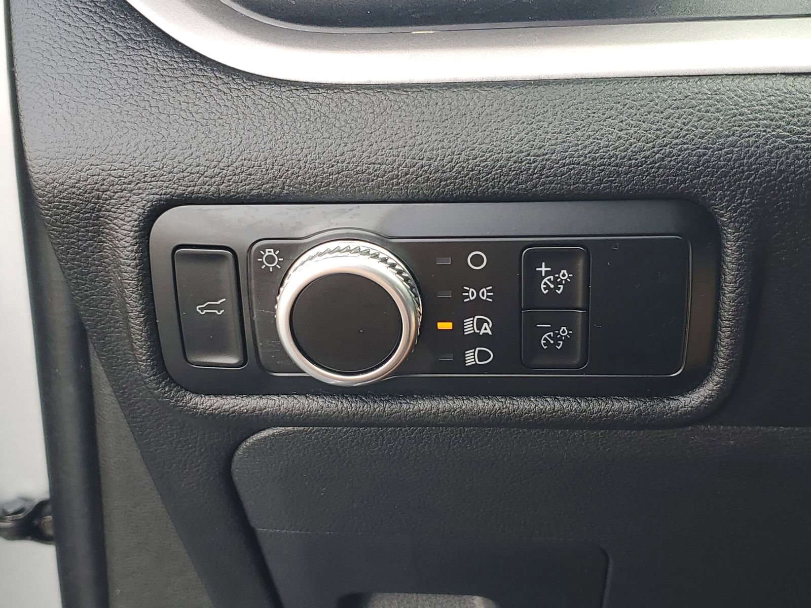 Certified 2023 Ford Explorer XLT image 31