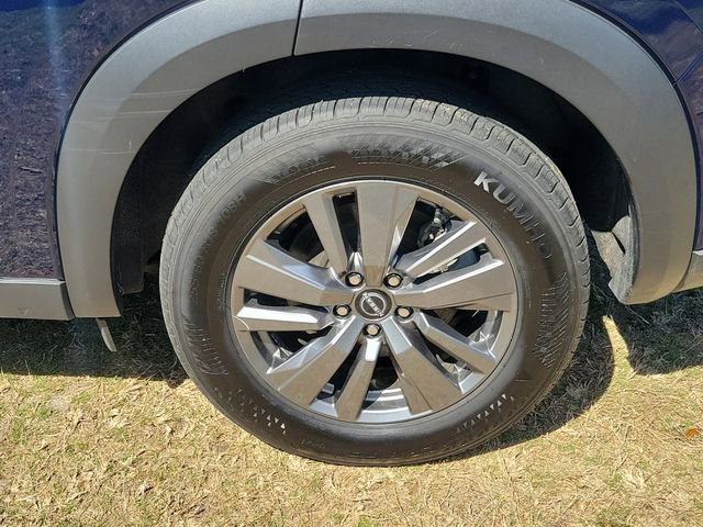 Used 2025 Nissan Pathfinder SV FWD image 6