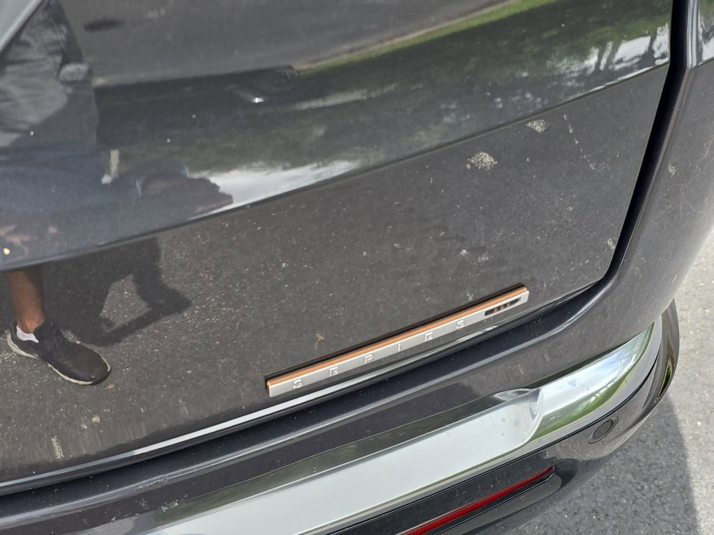 Used 2023 Jeep Grand Wagoneer Series III image 5