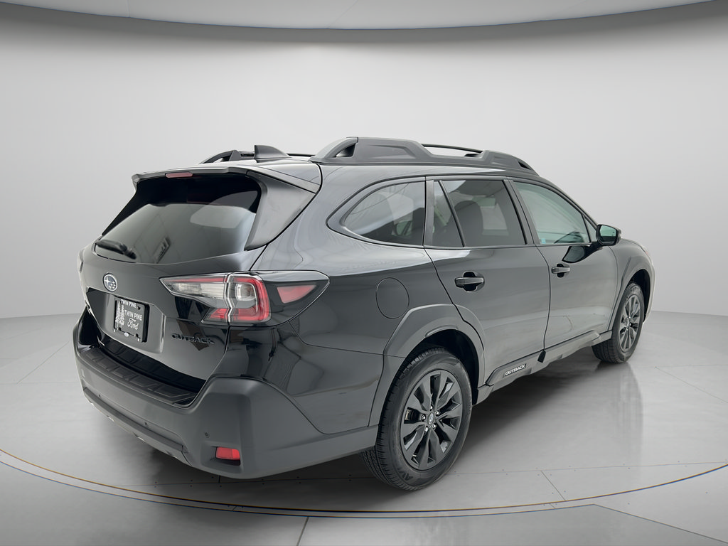 Used 2024 Subaru Outback Onyx Edition AWD/4WD image 5