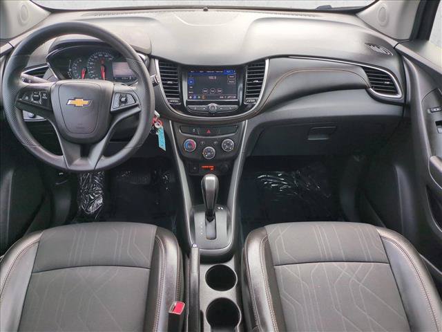 Used 2021 Chevrolet Trax LT AWD/4WD image 16