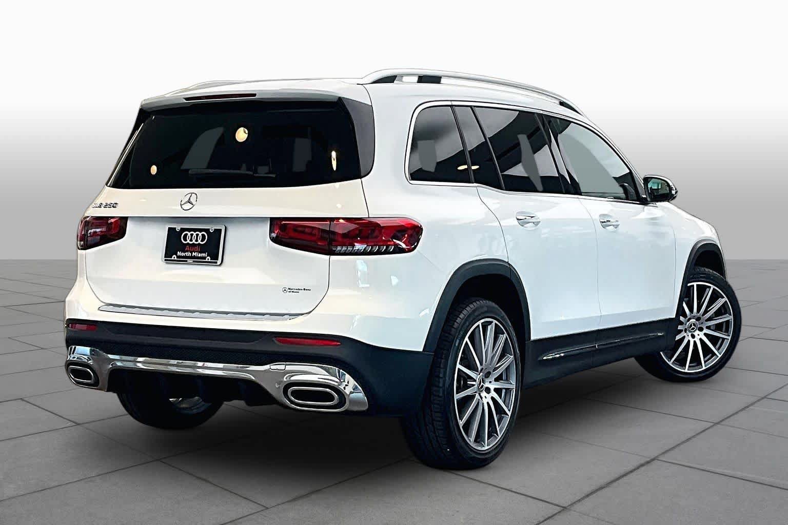Certified 2021 Mercedes-Benz GLB 250 image 12