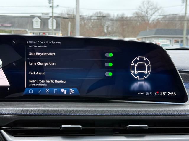 Used 2024 Cadillac XT4 Sport image 39