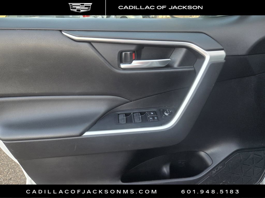 Used 2023 Toyota RAV4 XLE image 11