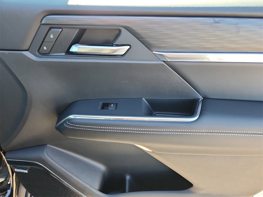 New 2026 GMC Acadia Elevation w/ Black Edition image 8