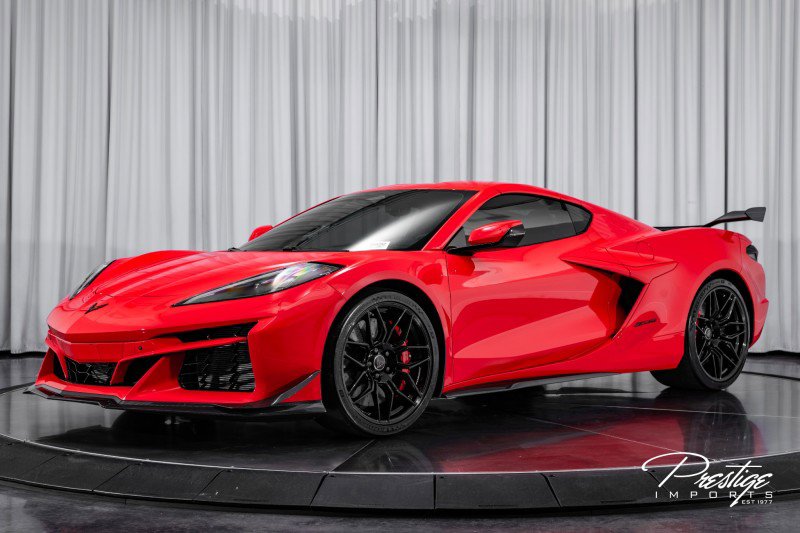 Used 2025 Chevrolet Corvette Z06 w/ Z07 Performance Package image 10