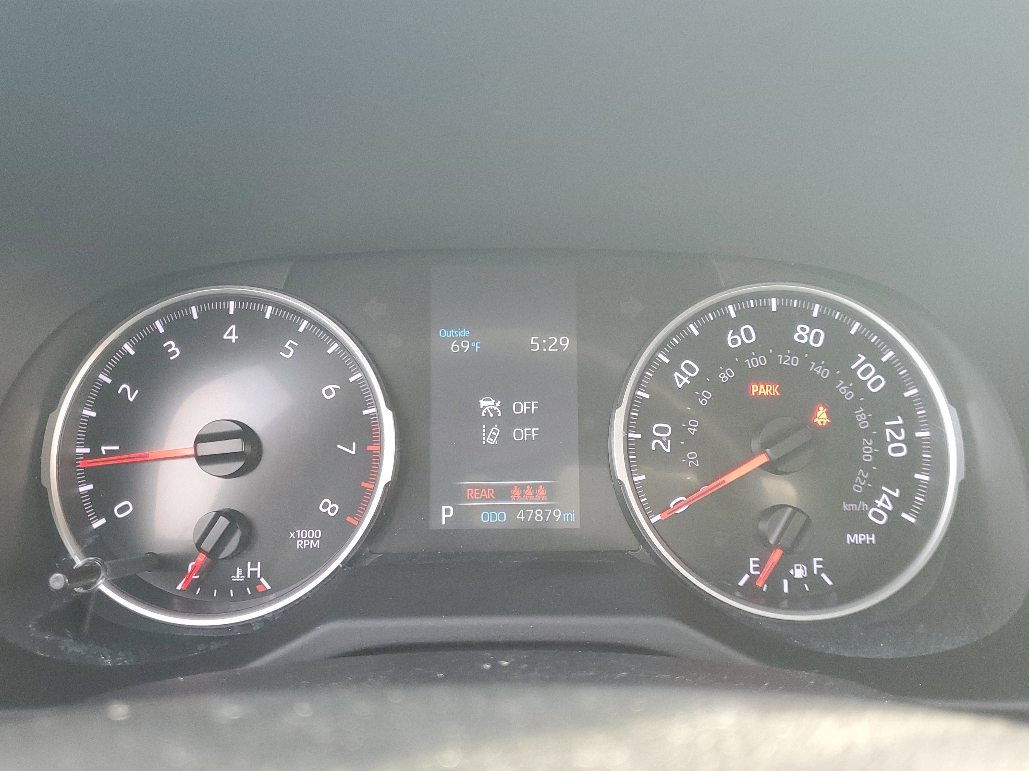 Used 2022 Toyota RAV4 LE image 18