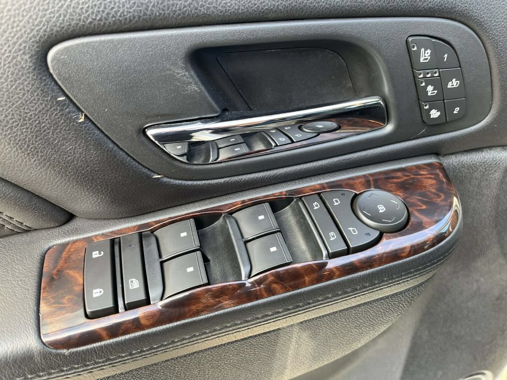 Used 2011 GMC Yukon Denali AWD/4WD image 19