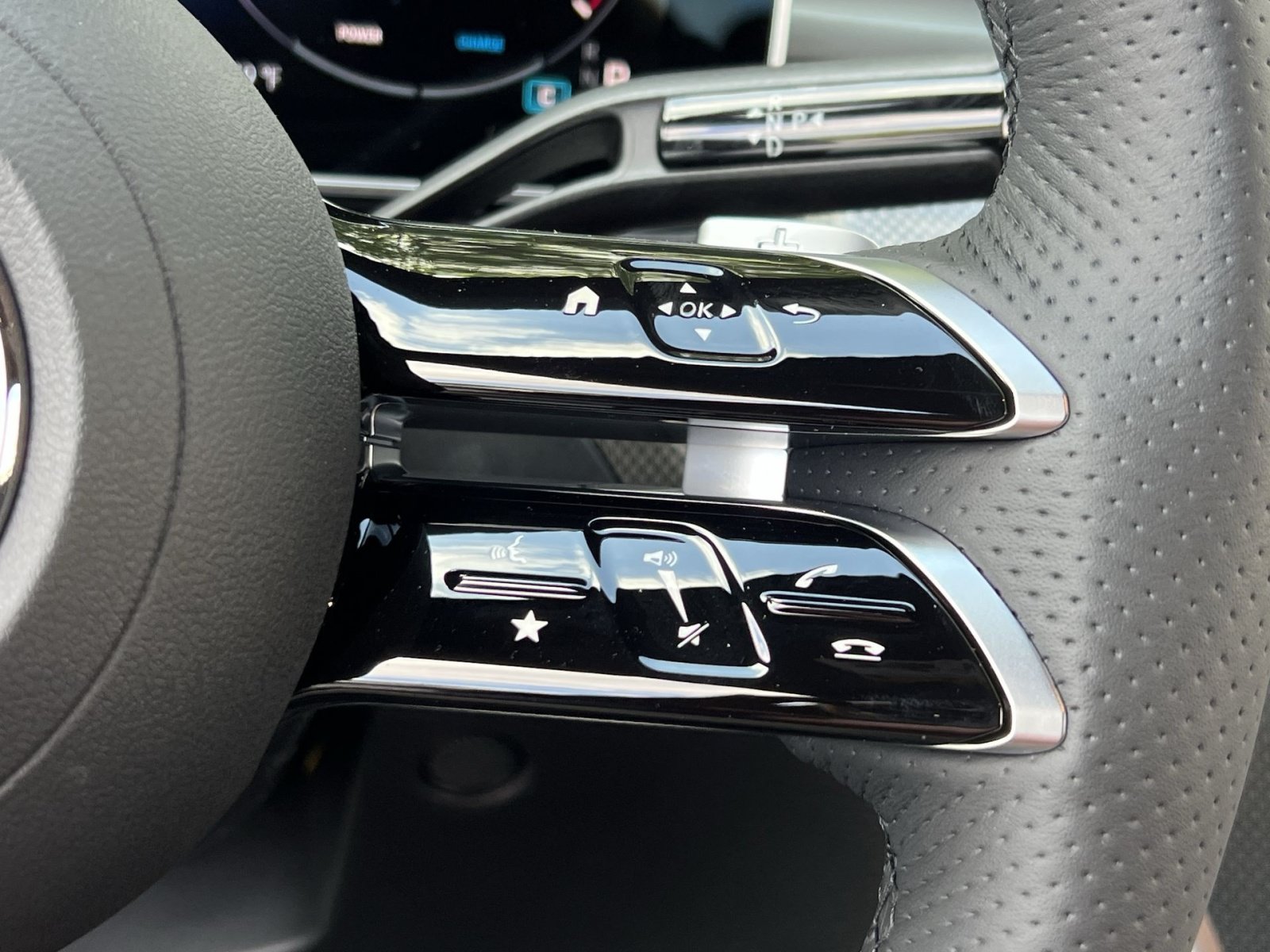 New 2026 Mercedes-Benz CLE 300 4MATIC Coupe image 37