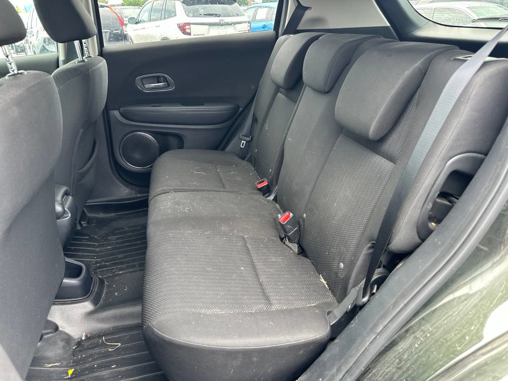 Used 2018 Honda HR-V EX image 16