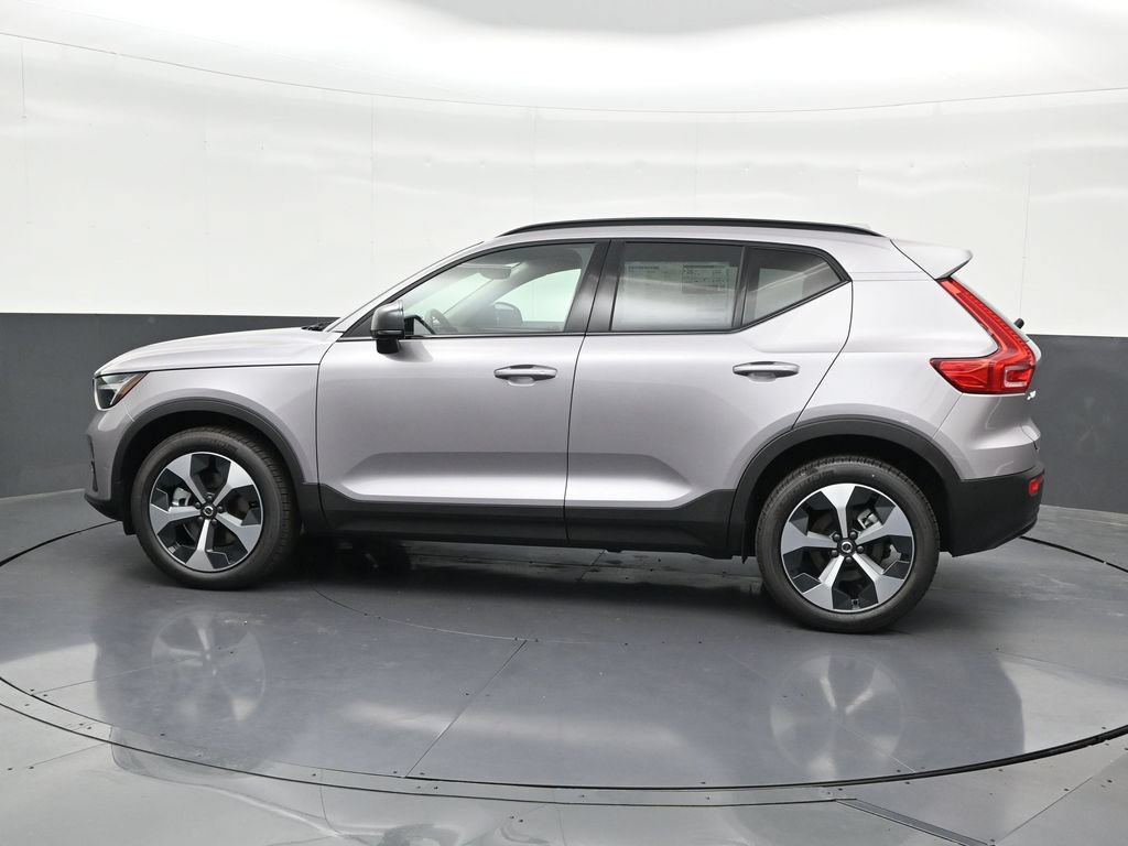 New 2026 Volvo XC40 B5 Plus w/ Climate Package AWD/4WD image 2