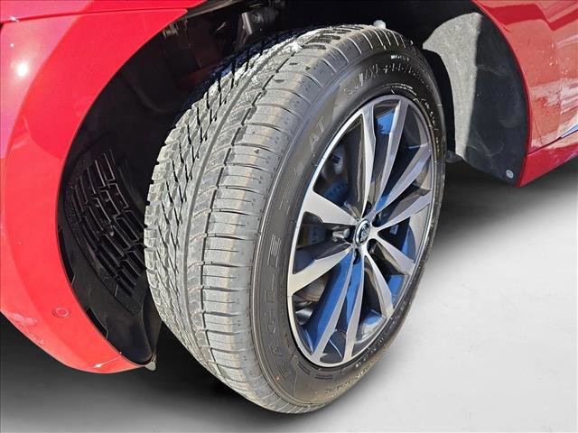 New 2025 Jaguar F-PACE R-Dynamic S image 30