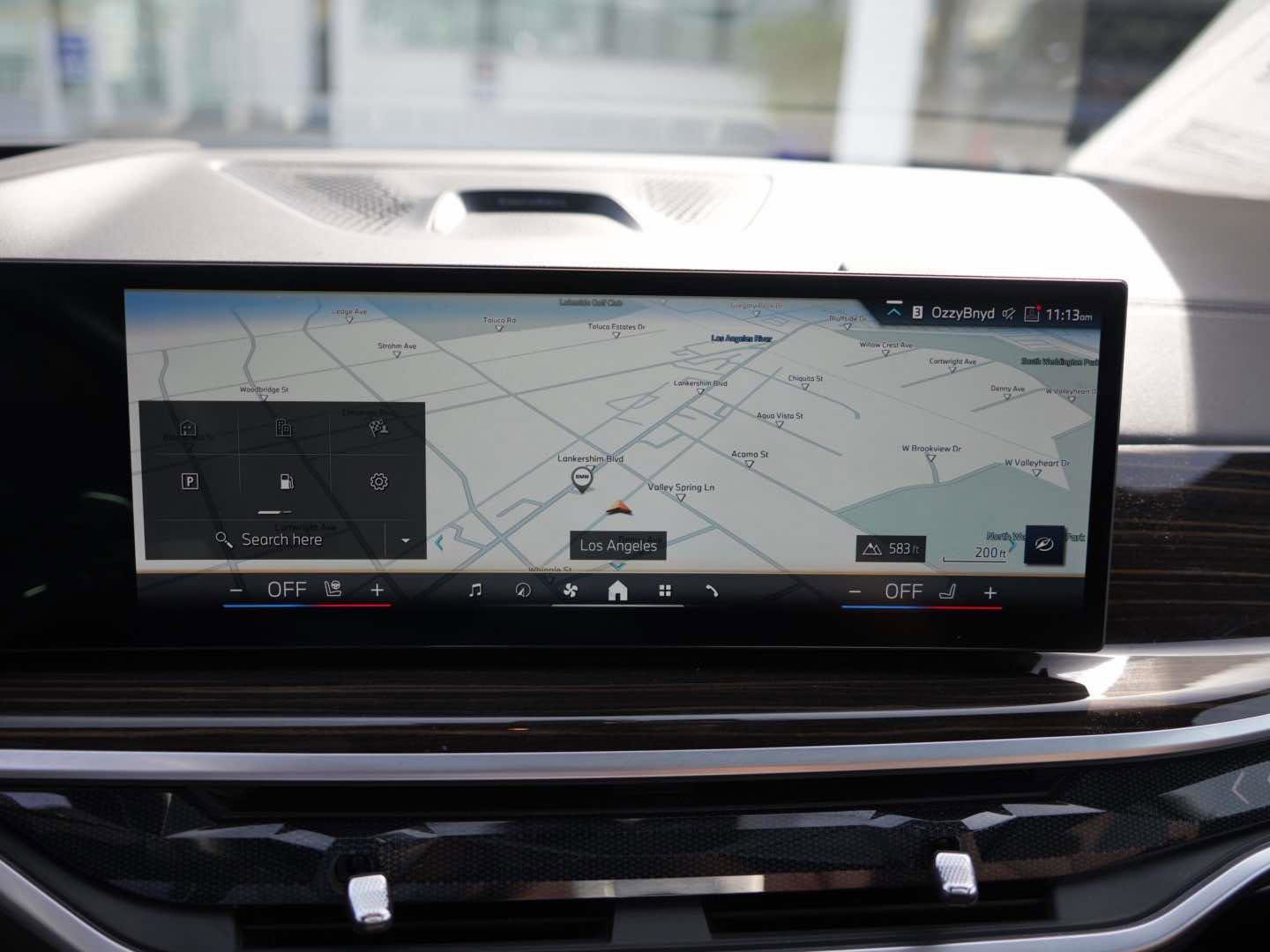 Used 2024 BMW X7 xDrive40i w/ Executive Package image 21