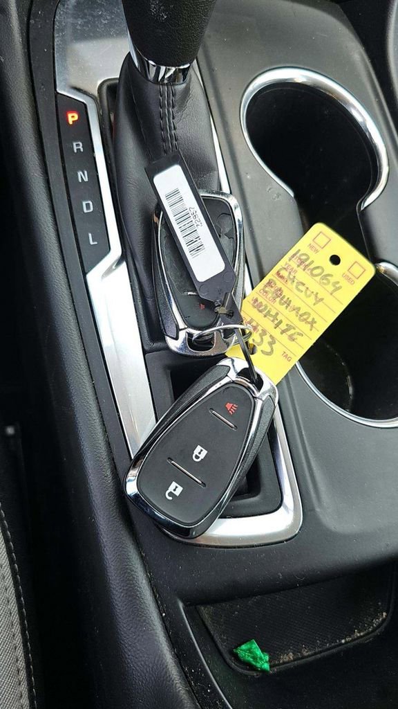 Used 2019 Chevrolet Equinox LS FWD image 18