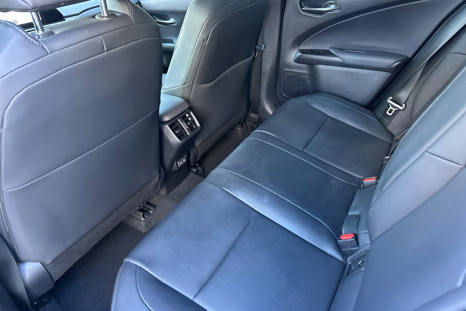 Certified 2023 Lexus UX 250h 250h image 15