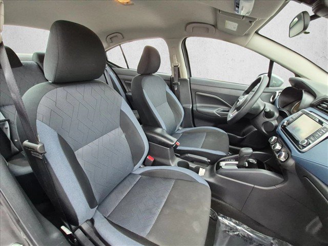 Used 2025 Nissan Versa SV FWD image 19