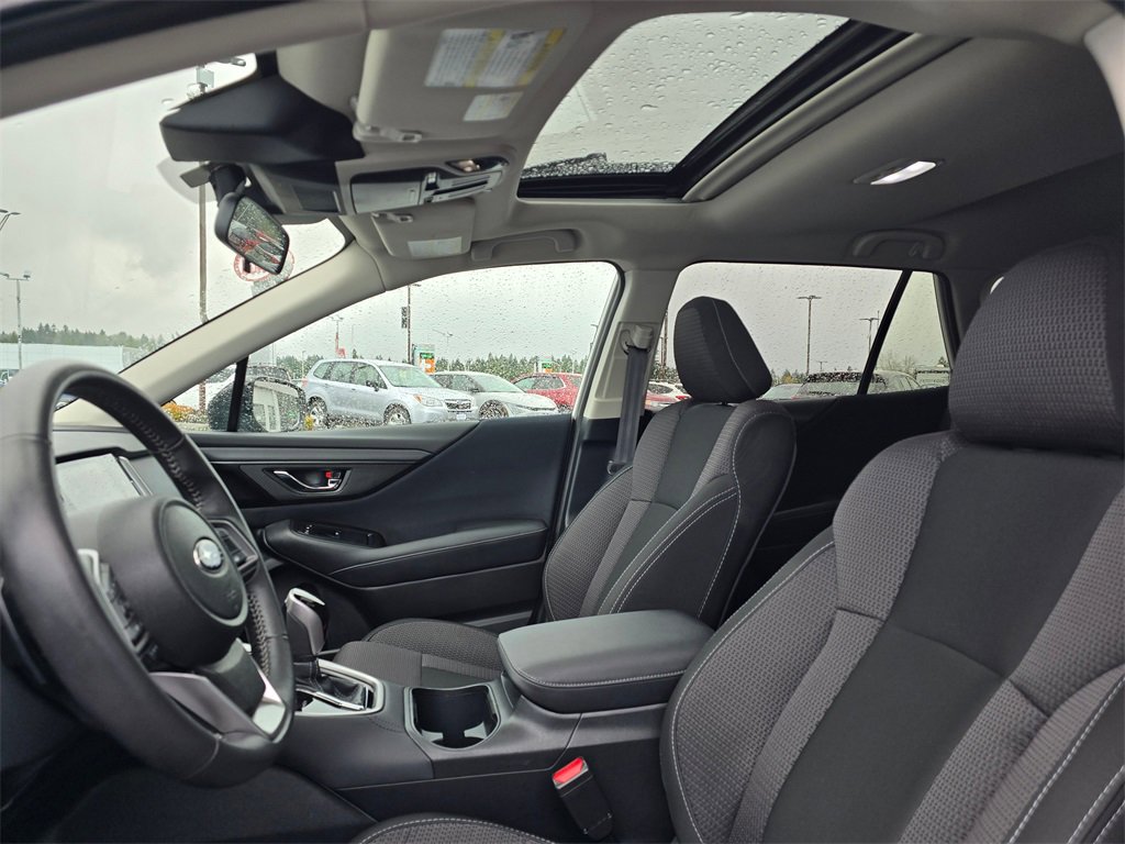 Used 2025 Subaru Outback Premium image 12