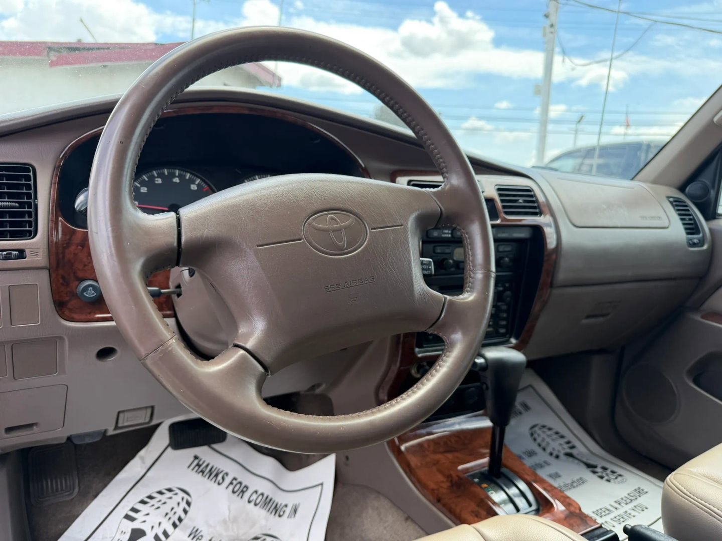 Used 2000 Toyota 4Runner Limited image 10