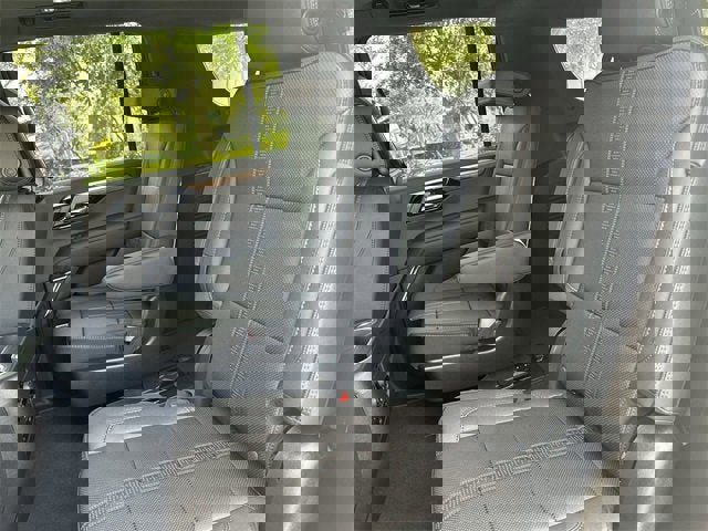 New 2026 Chevrolet Suburban High Country image 25