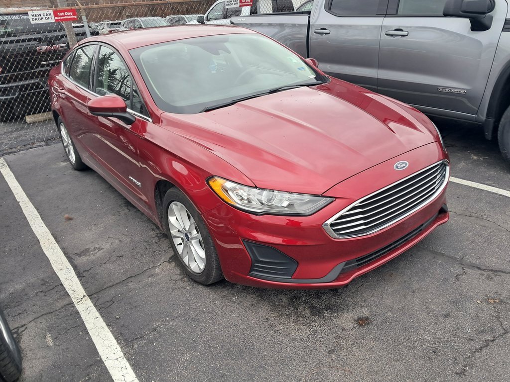 Used 2019 Ford Fusion SE image 6