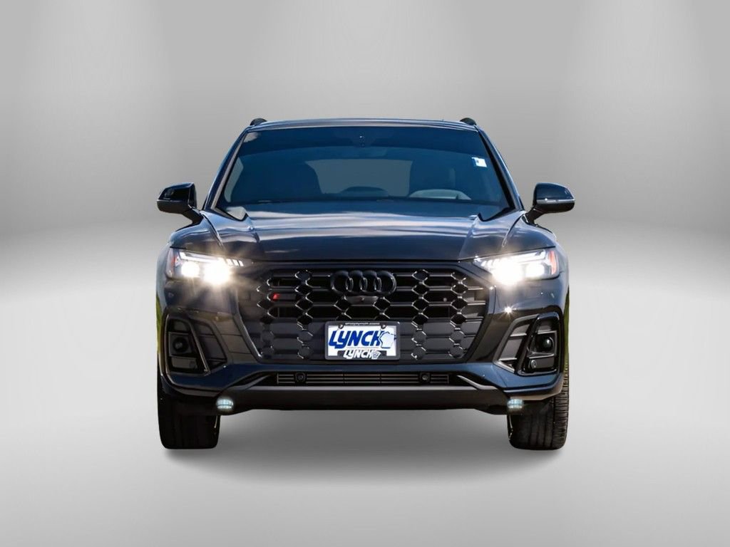 Used 2022 Audi SQ5 Prestige w/ Prestige Package image 5