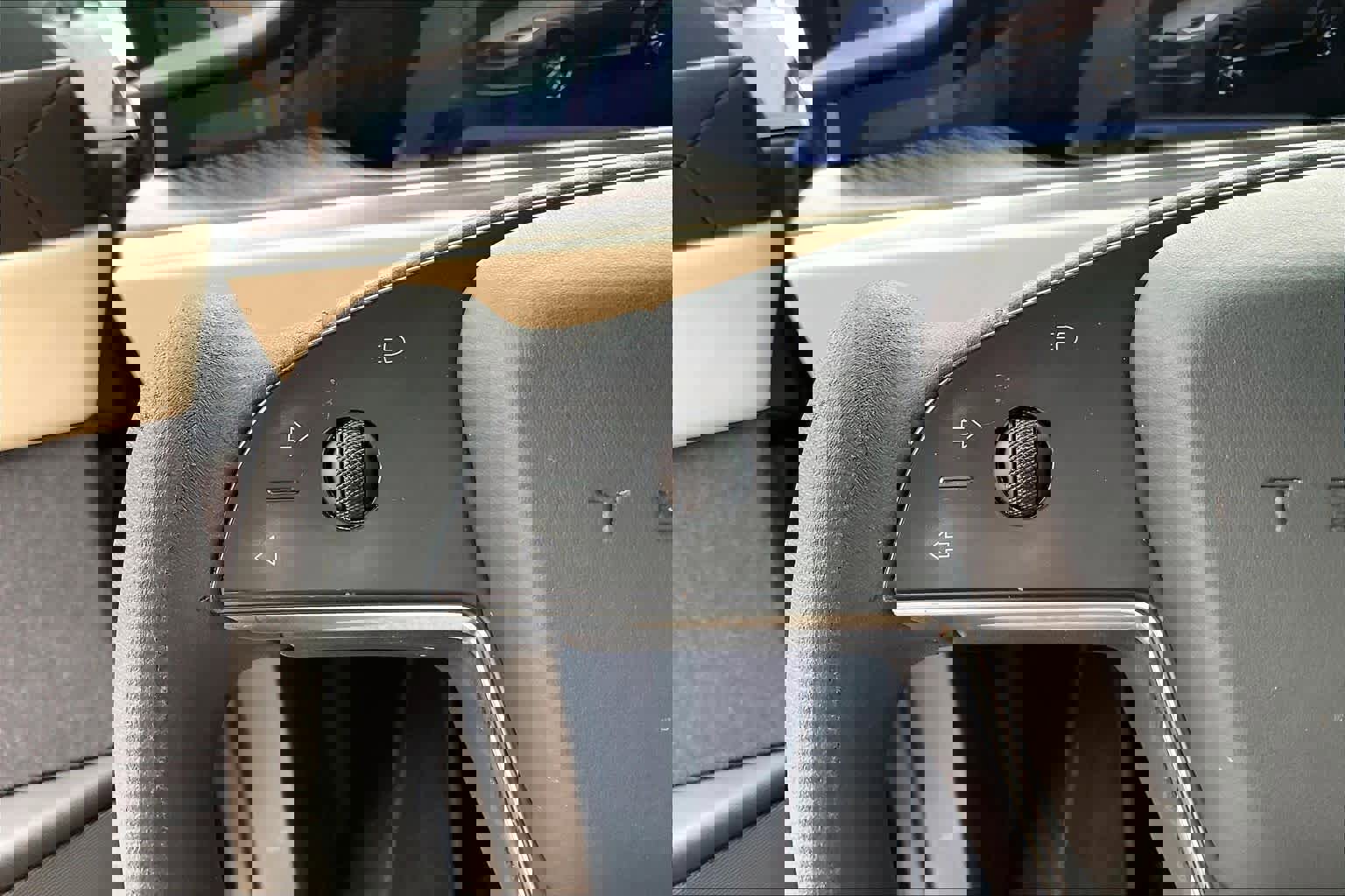 Used 2022 Tesla Model X Plaid AWD/4WD image 23