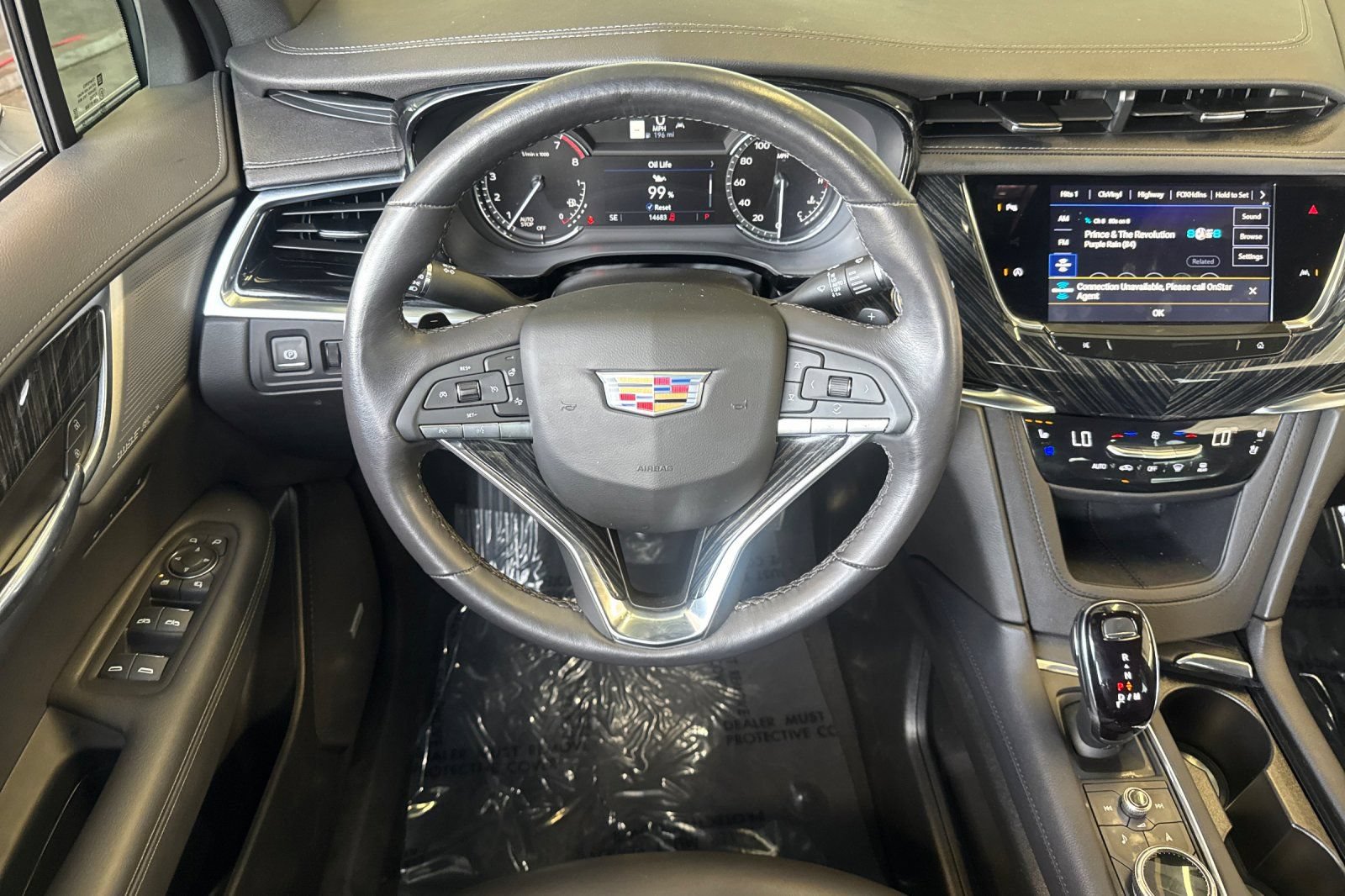 Certified 2025 Cadillac XT6 Premium Luxury FWD image 15