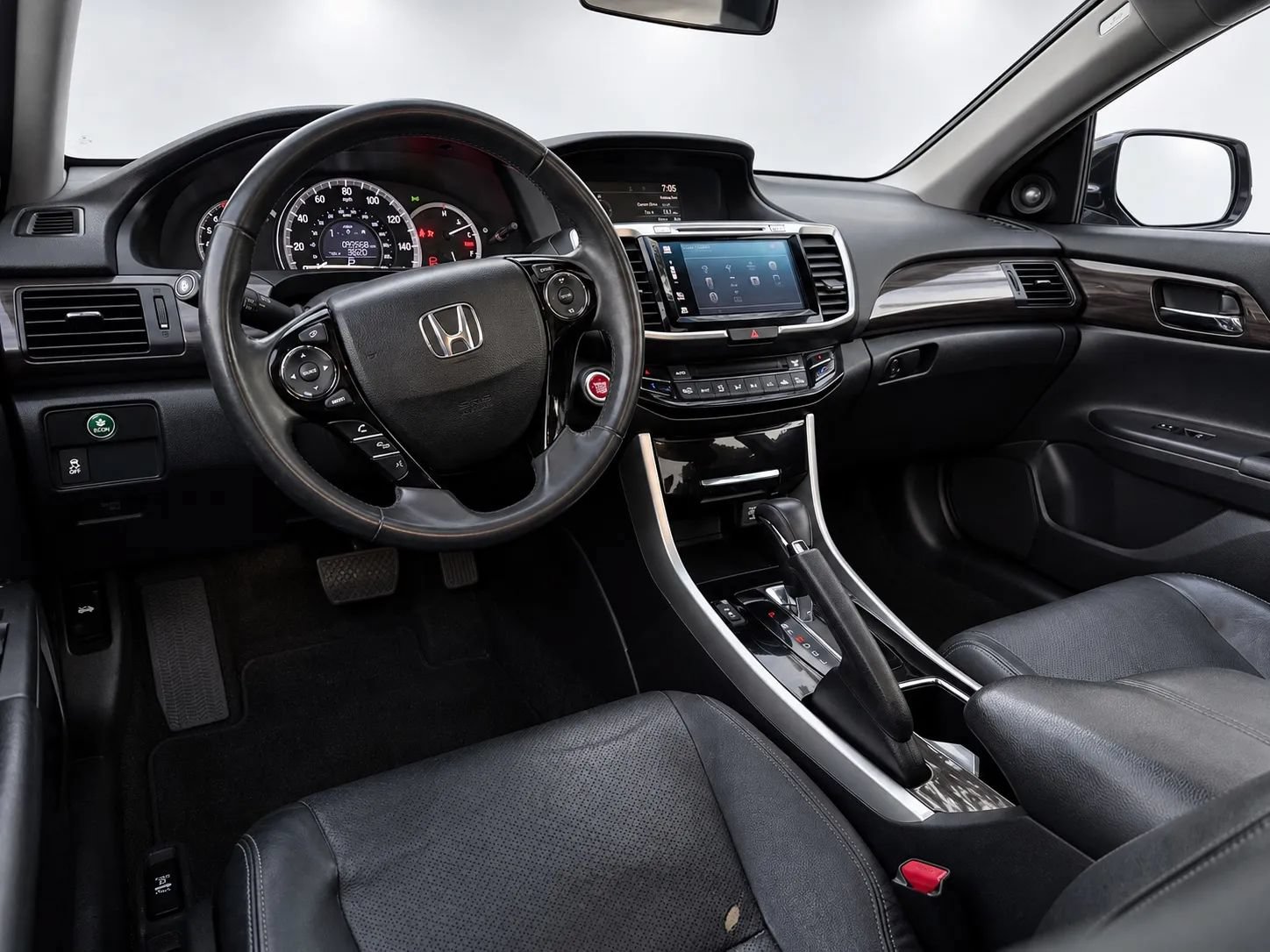 Used 2017 Honda Accord EX-L image 13