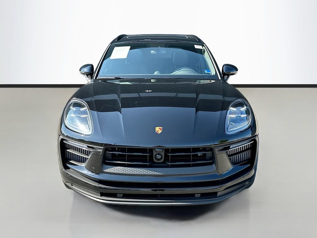Certified 2025 Porsche Macan S AWD/4WD image 6