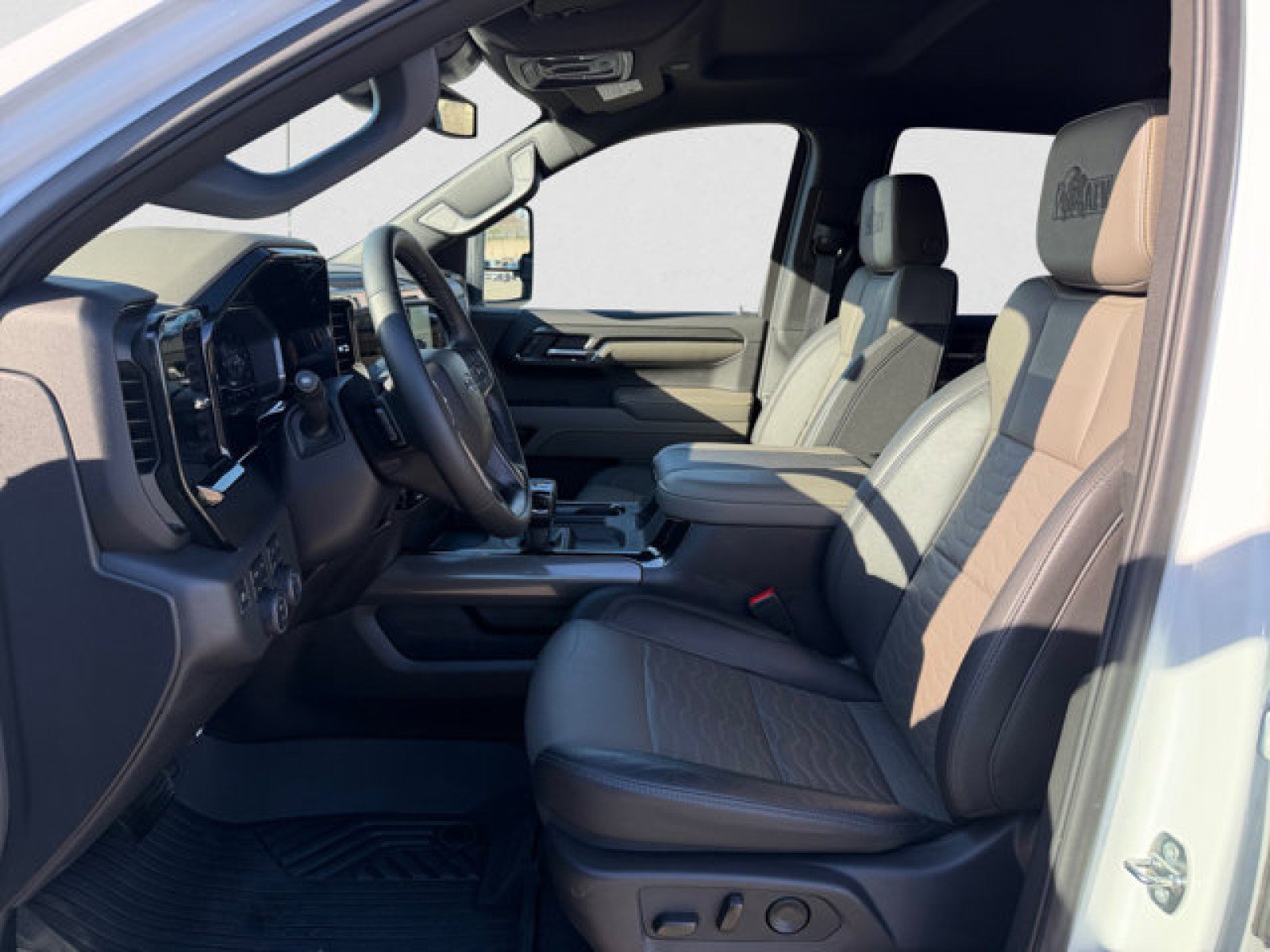 Used 2024 Chevrolet Silverado 1500 ZR2 w/ ZR2 Bison Edition AWD/4WD image 10