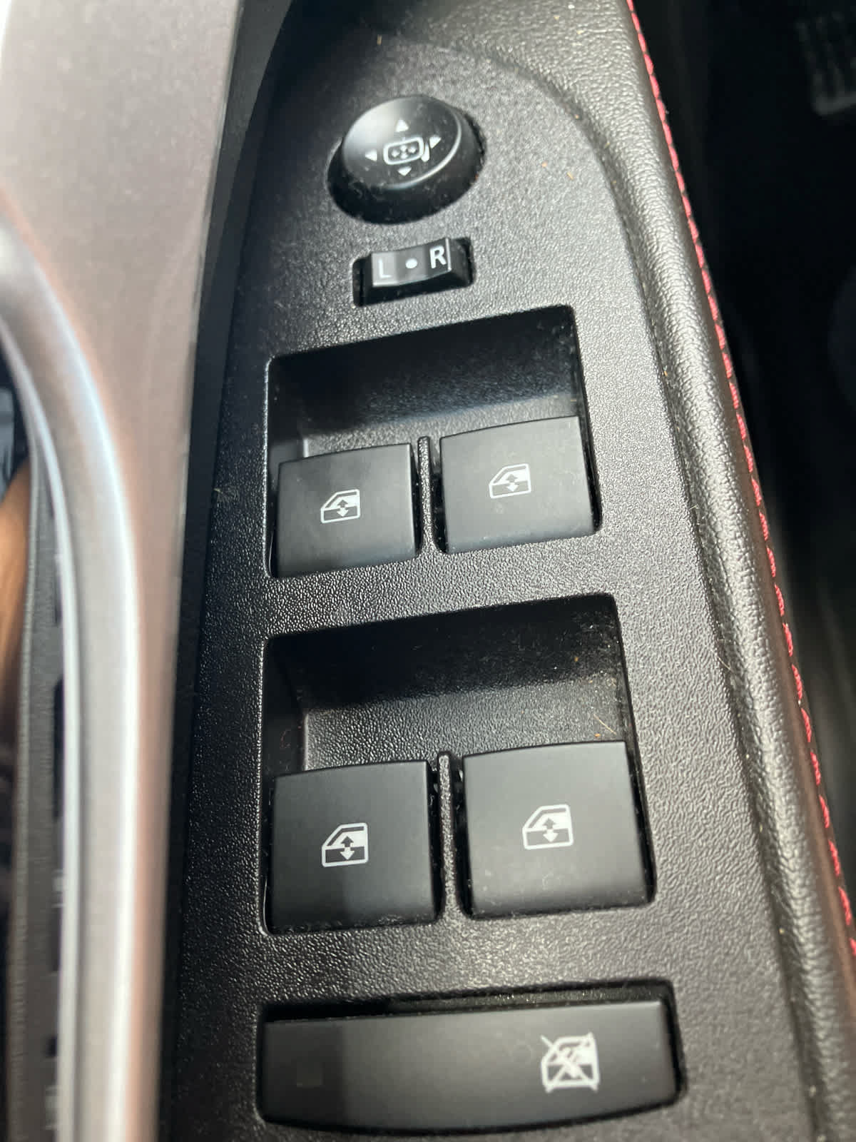 Used 2015 Chevrolet Equinox LT FWD image 12