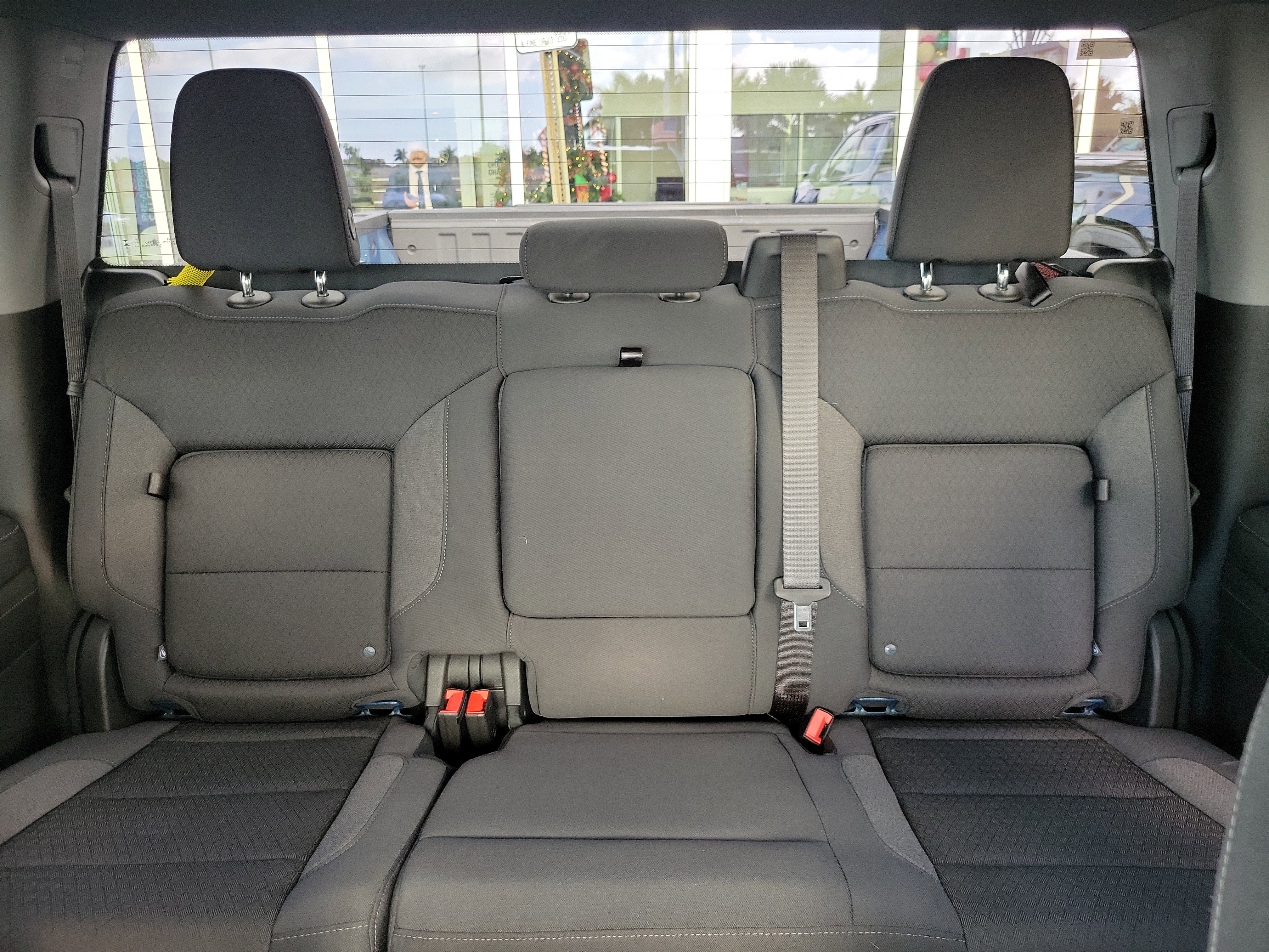 Used 2024 GMC Sierra 1500 Elevation image 16