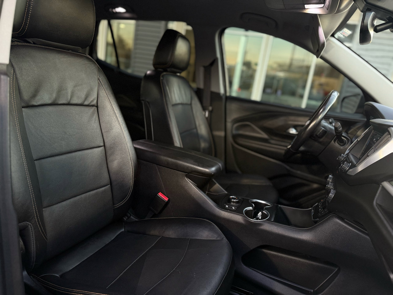 Used 2020 GMC Terrain SLT image 13