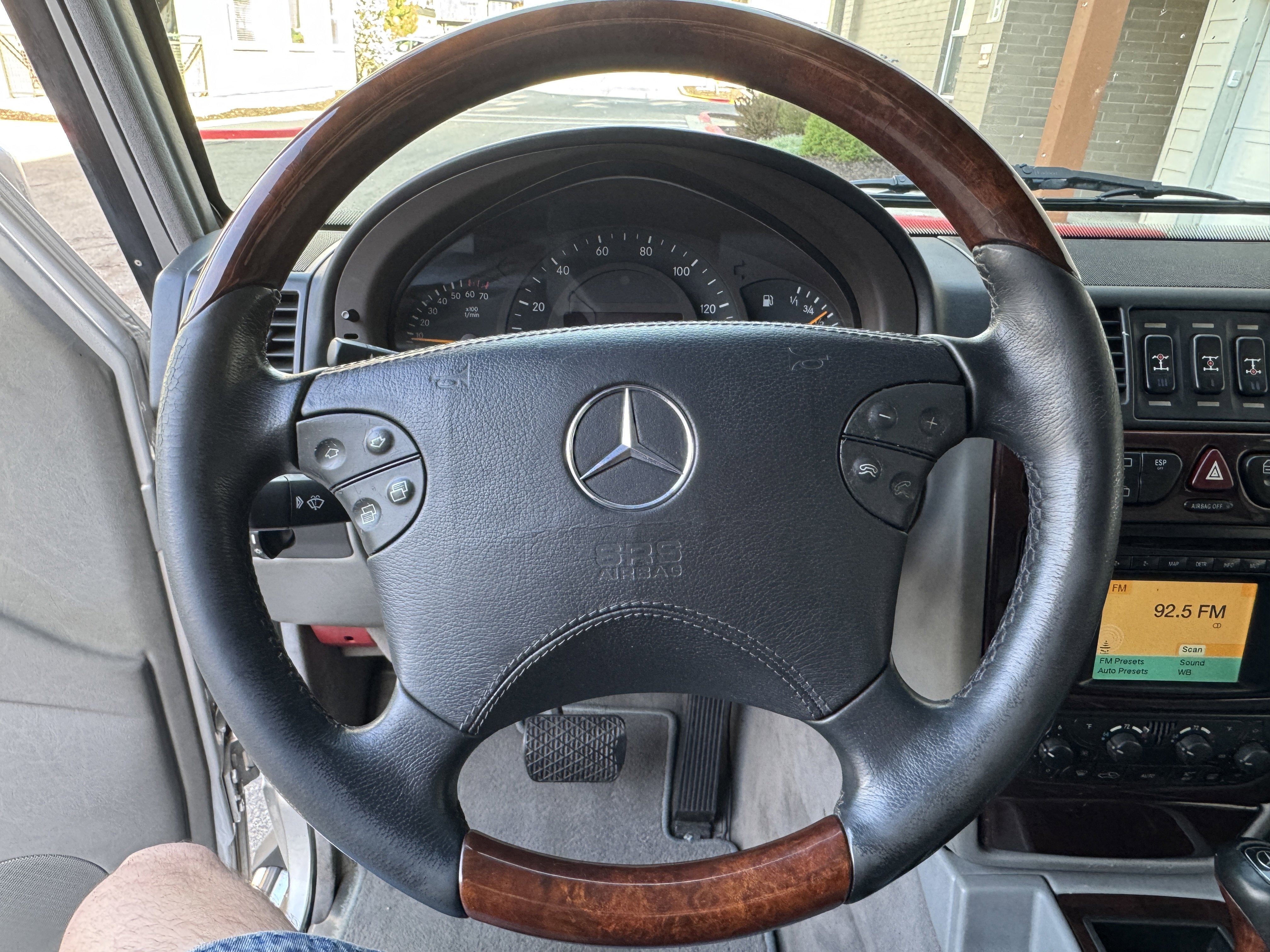 Used 2002 Mercedes-Benz G 500 image 24