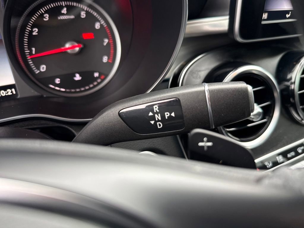 Used 2019 Mercedes-Benz GLC 300 4MATIC image 25