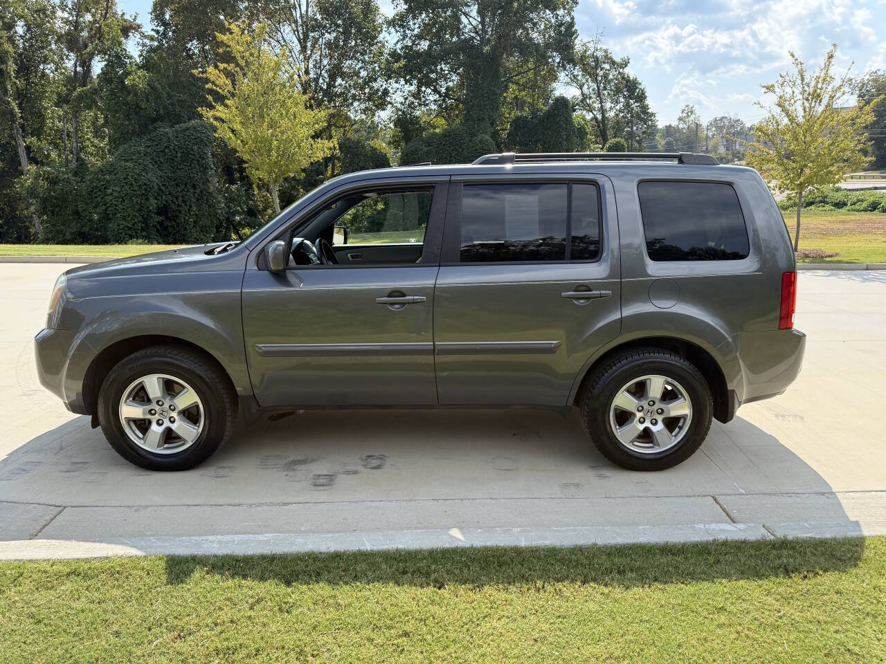 Used 2011 Honda Pilot EX-L image 8