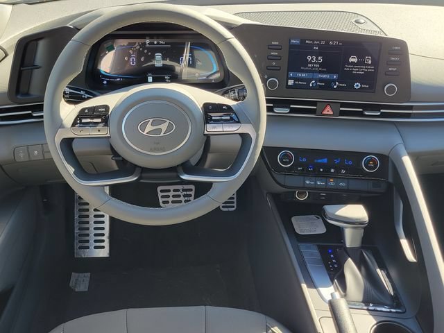 New 2026 Hyundai Elantra Sport FWD image 6