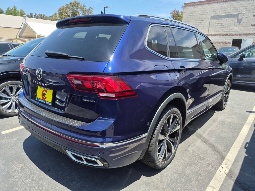 Certified 2022 Volkswagen Tiguan SEL R-Line AWD/4WD image 5