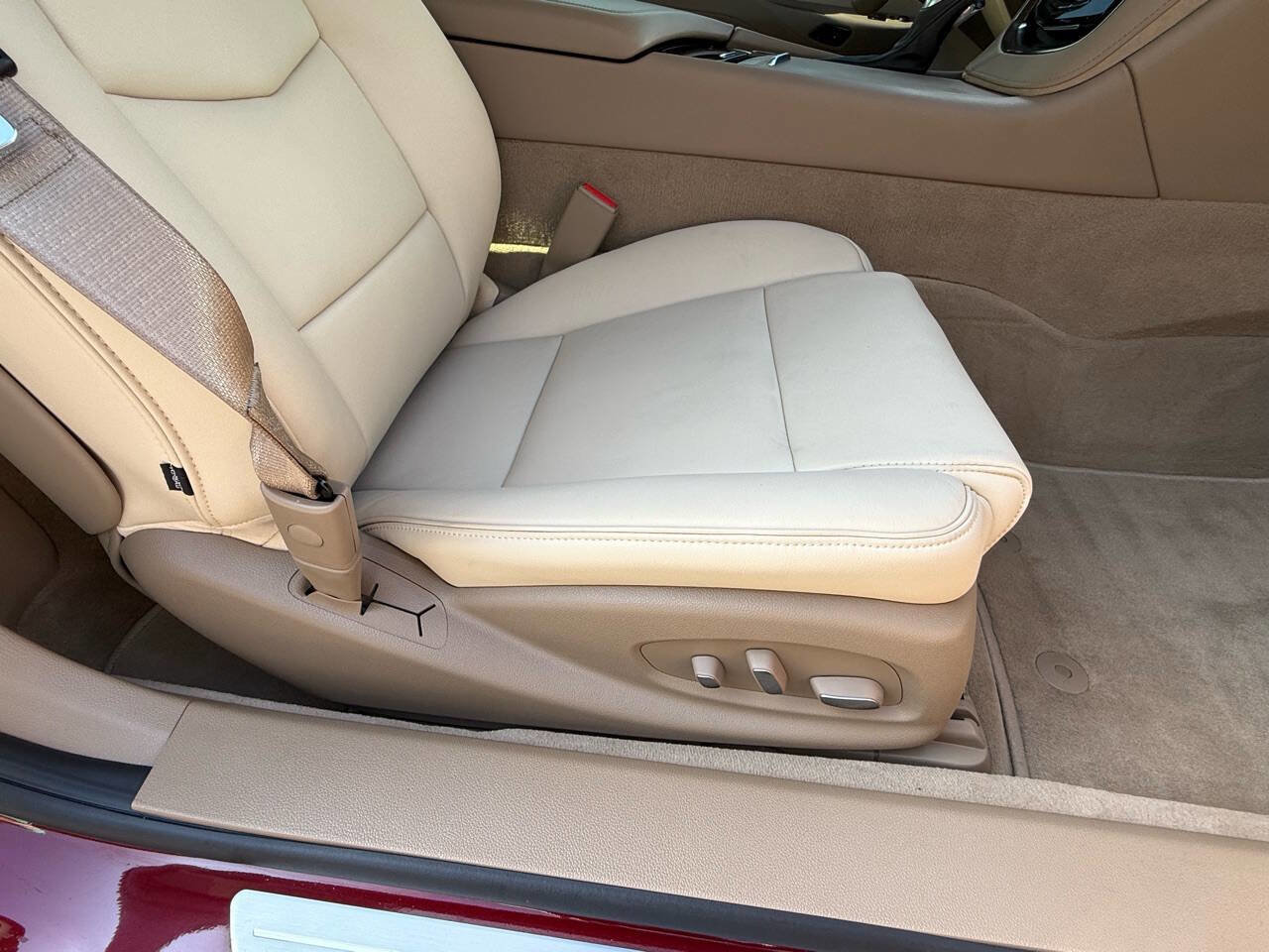 Used 2016 Cadillac ELR image 38