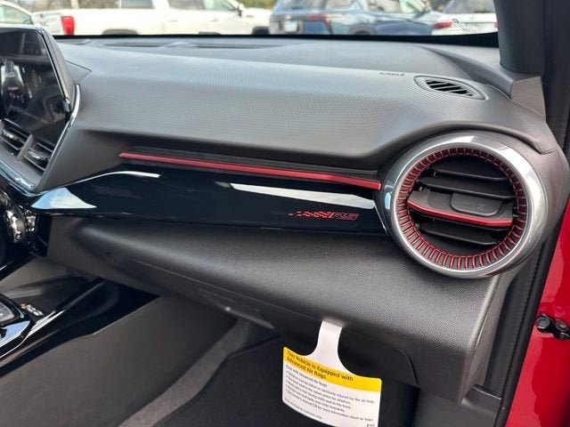 New 2026 Chevrolet Trax RS w/ Sunroof Package FWD image 28