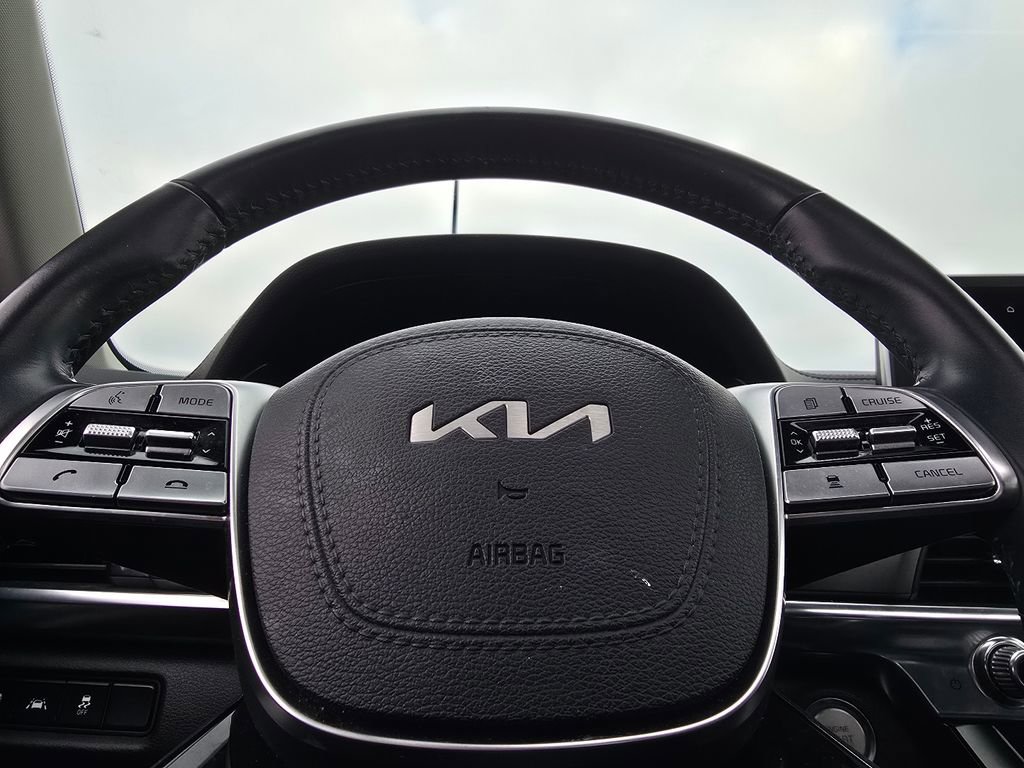 Used 2022 Kia Telluride S image 27