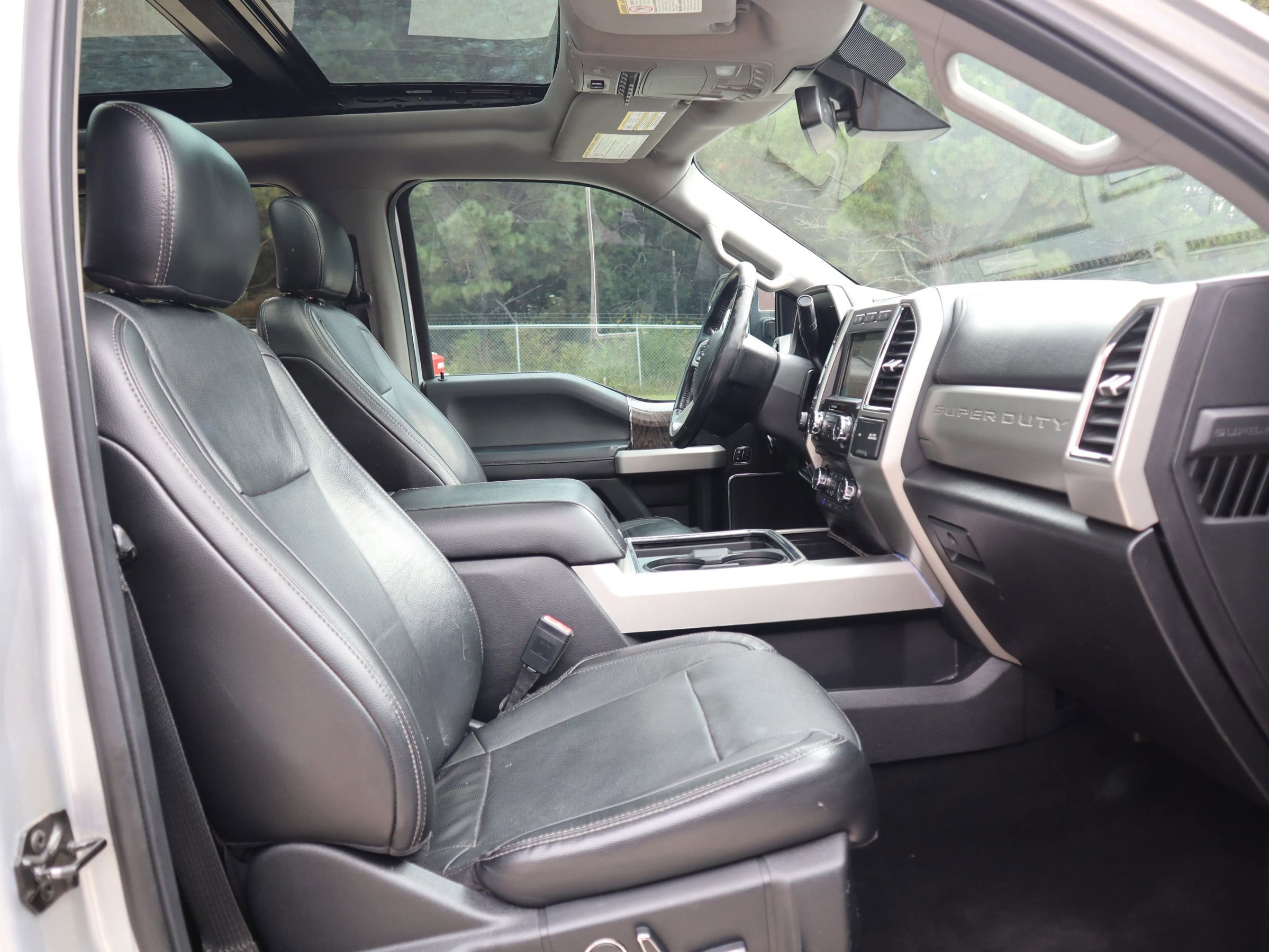 Used 2018 Ford F250 Lariat w/ Lariat Ultimate Package image 15